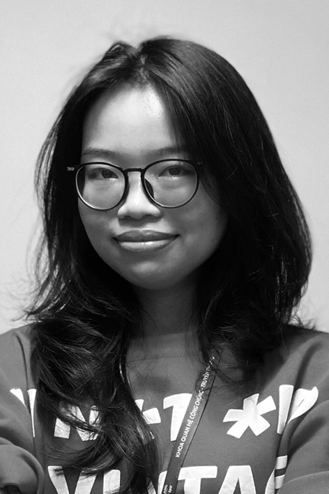 About thuy trang grey.jpg